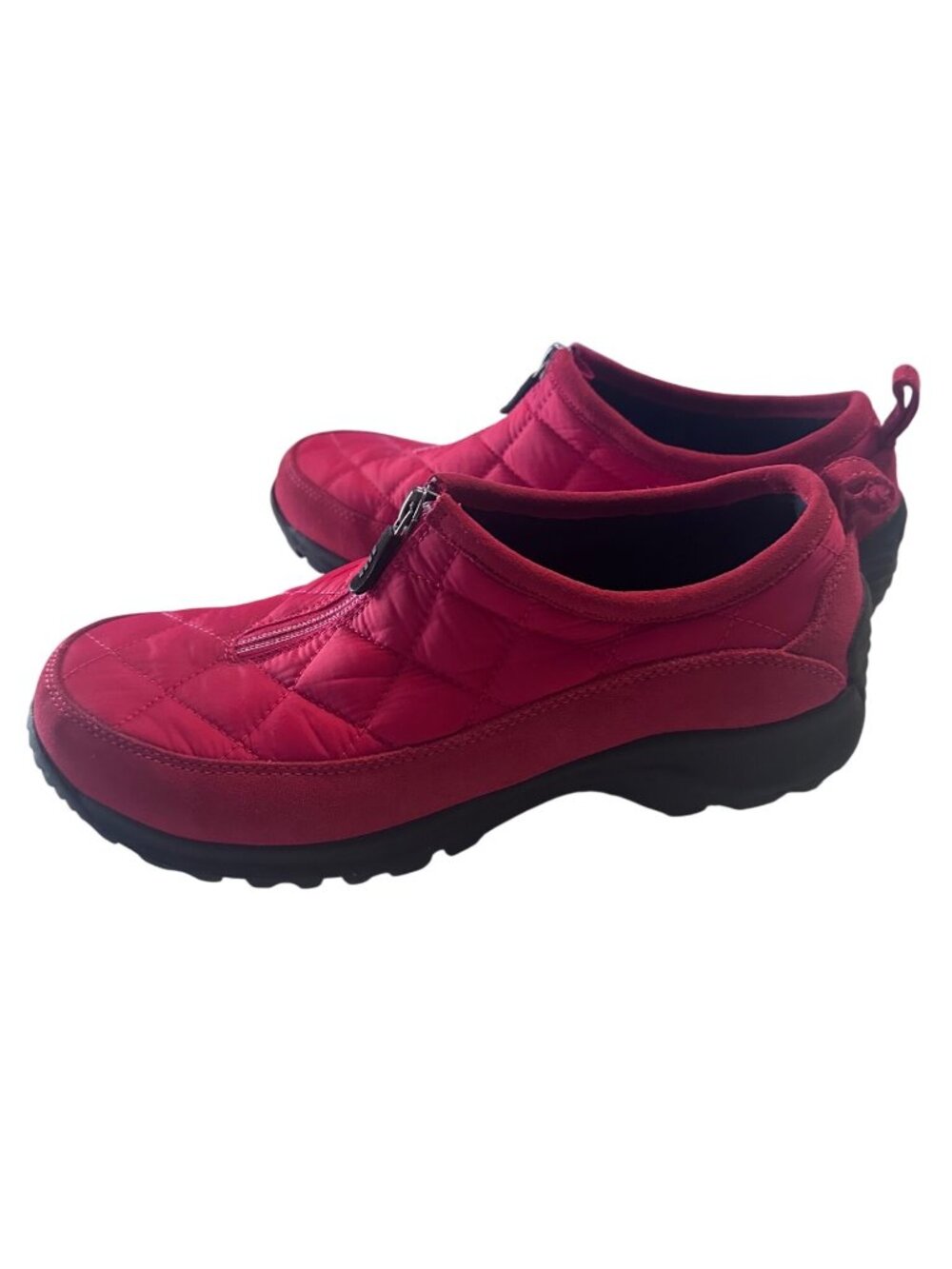 Lands’ End red zip quilted nylon and suede slip resistant winter walking shoes s